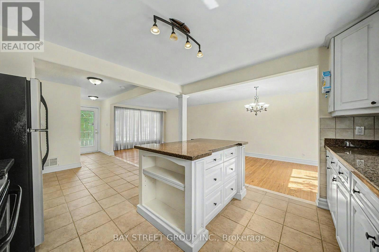 32 Alanadale Avenue, Markham, ON, L3P 1S3 - 5