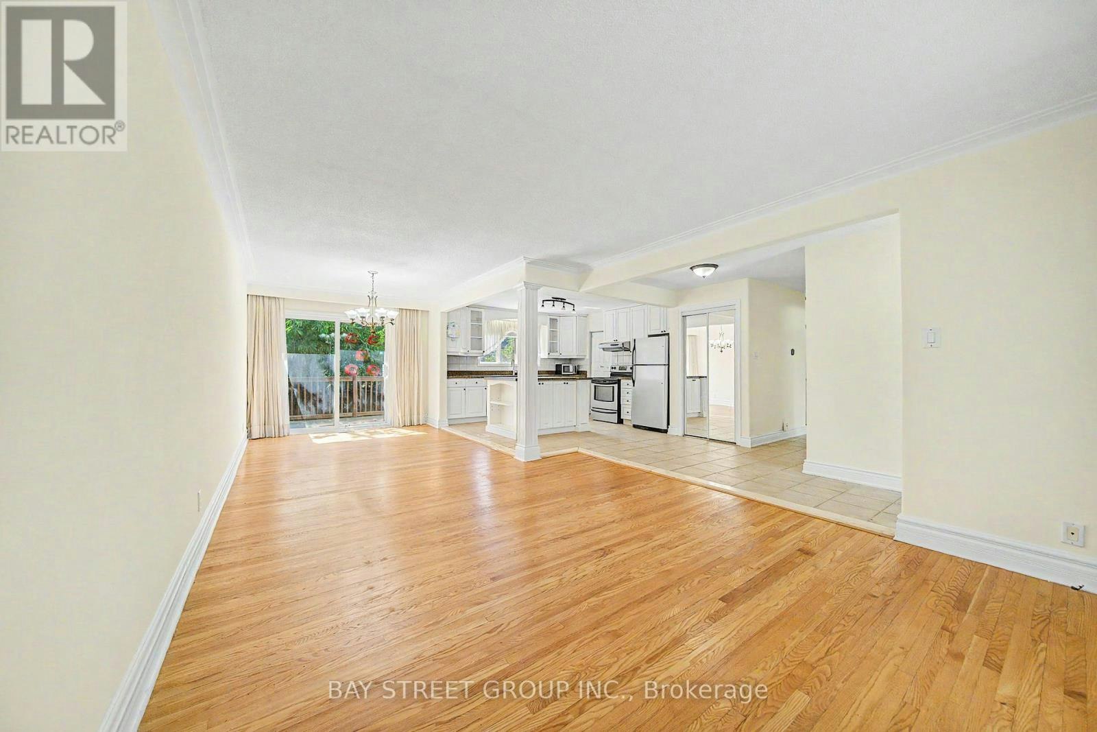32 Alanadale Avenue, Markham, ON, L3P 1S3 - 3