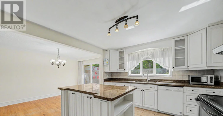 32 Alanadale Avenue, Markham, ON, L3P 1S3 - 15