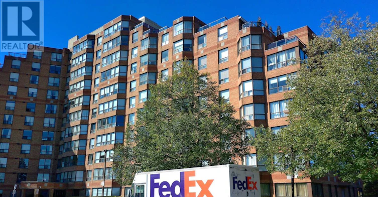 212-6 Humberline Drive, Toronto, ON, M9W 6X8
