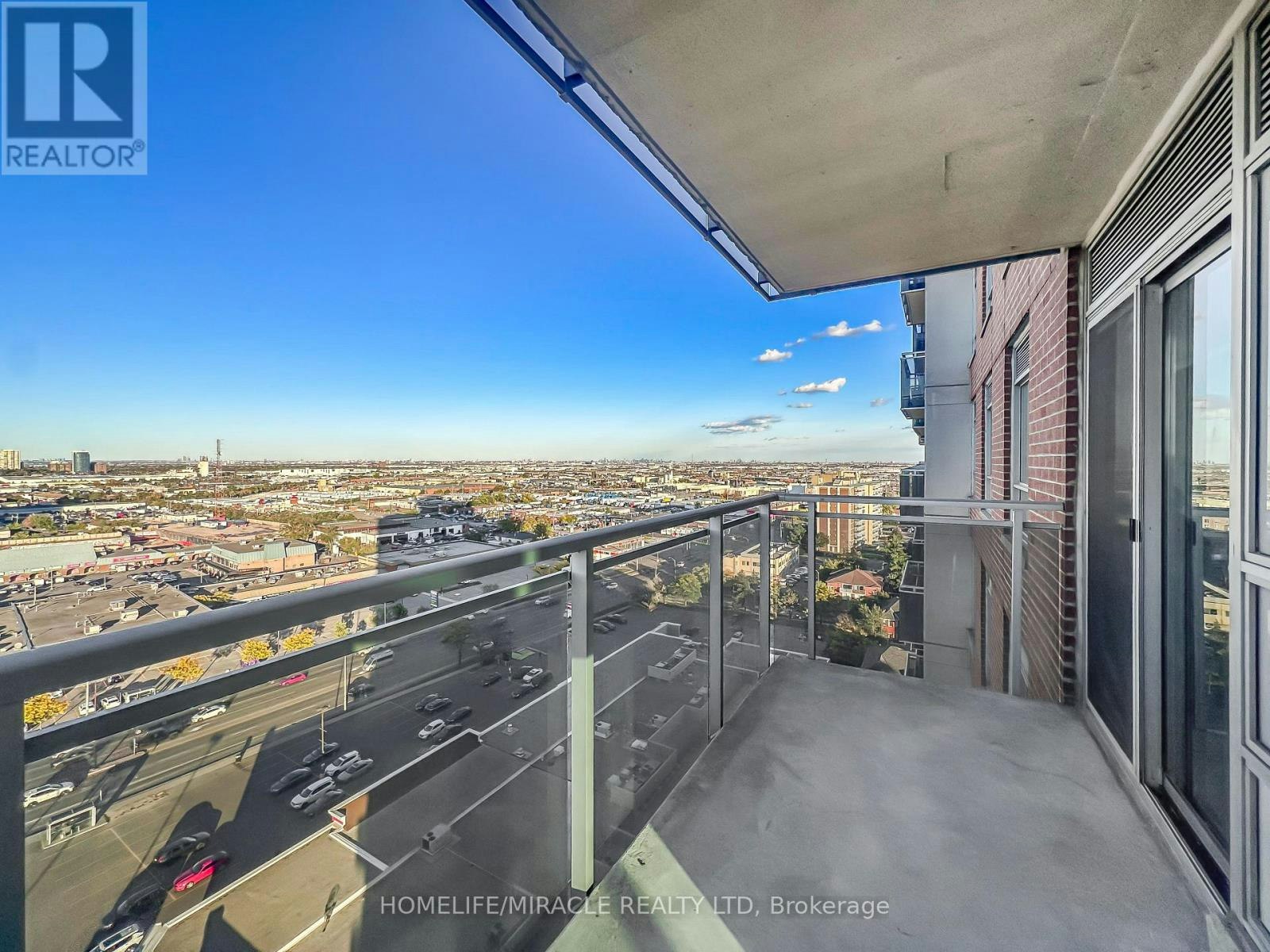 1710-215 Queen Street E, Brampton, ON, L6W 0A9 - 17