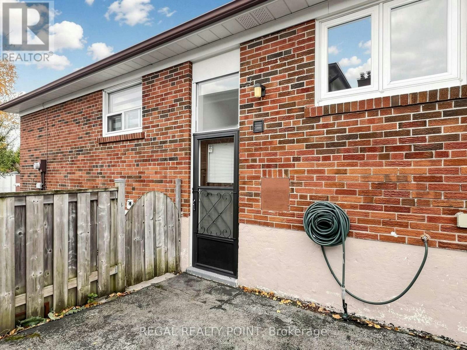 BASEMENT-71 Clydesdale Drive, Toronto, ON, M2J 3N3 - 2