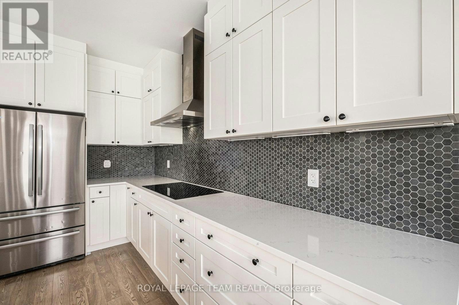 622 Malahat Way, Ottawa, ON, K2S 1E7 - 8