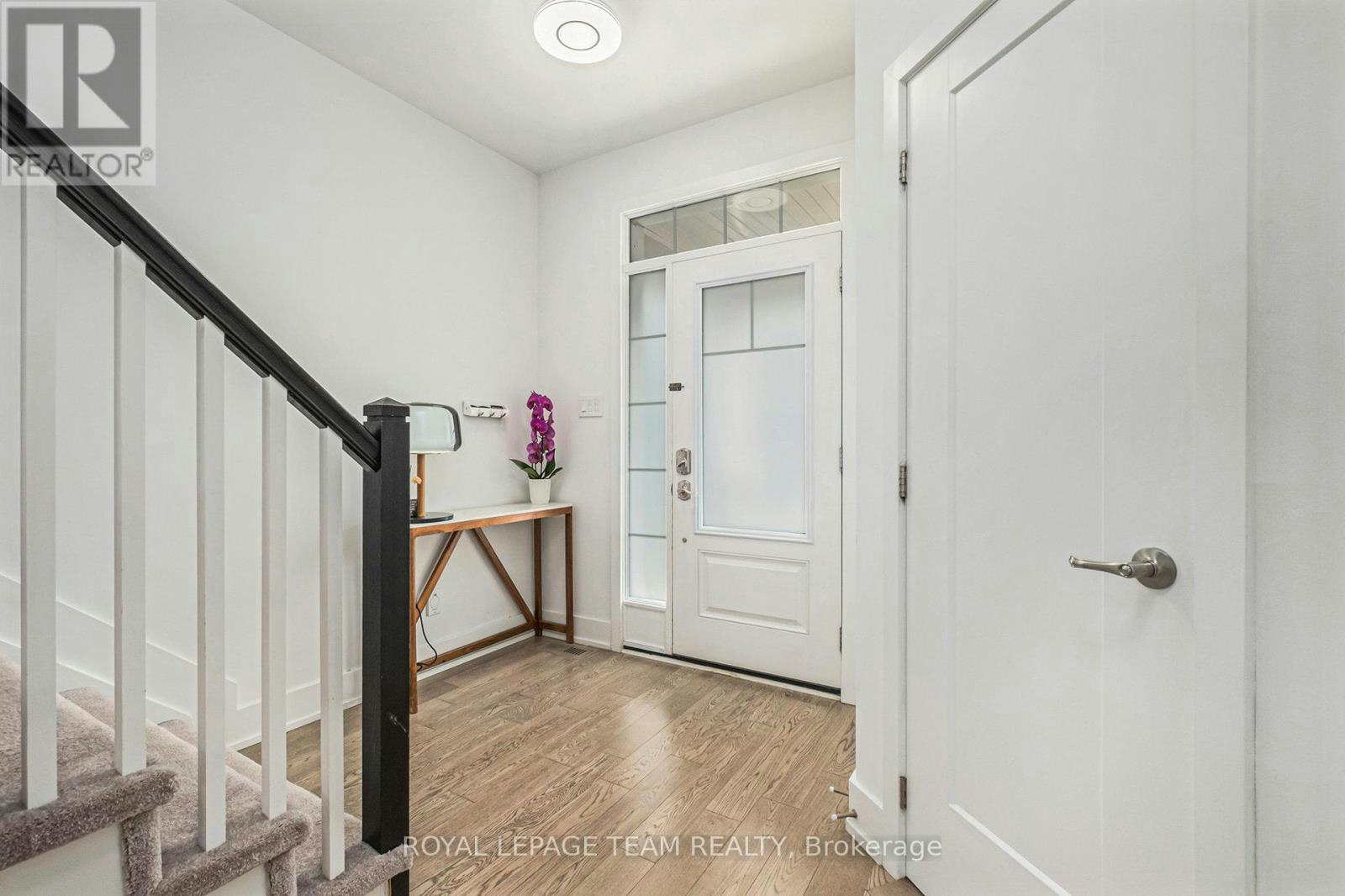 622 Malahat Way, Ottawa, ON, K2S 1E7 - 3