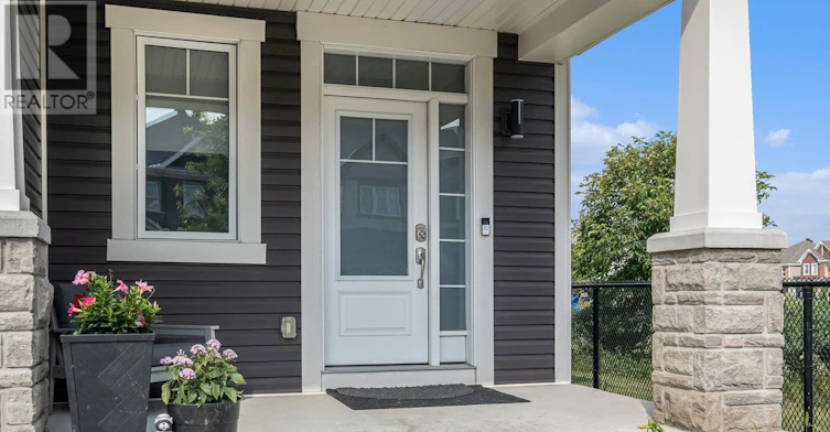 622 Malahat Way, Ottawa, ON, K2S 1E7 - 2