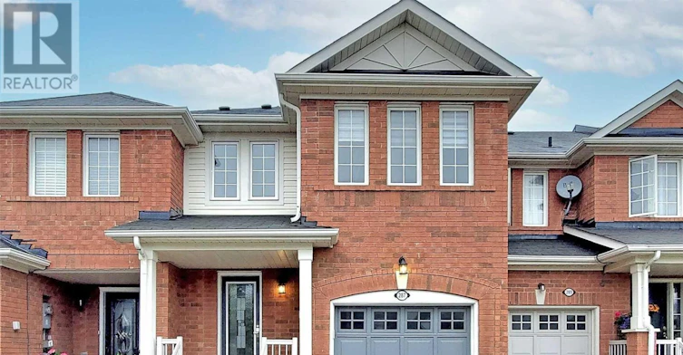 287 Penndutch Circle, Whitchurch-Stouffville, ON, L4A 0P1 - 2