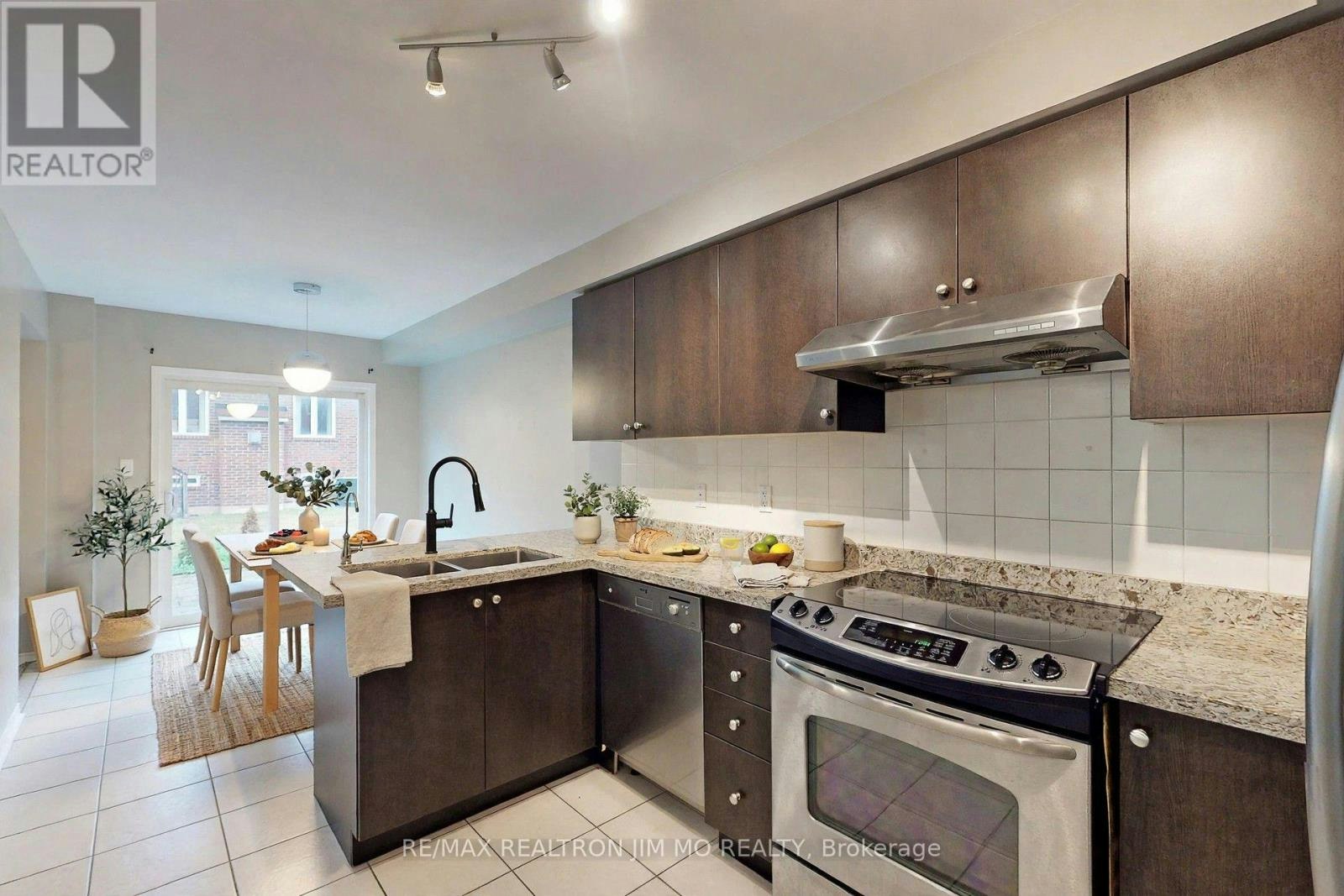 287 Penndutch Circle, Whitchurch-Stouffville, ON, L4A 0P1 - 3