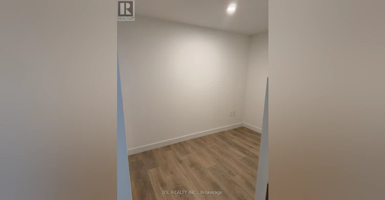 702-1 Concord Cityplace Way, Toronto, ON, M5V 0X3 - 8
