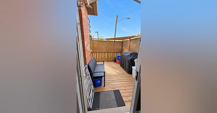UPPER-257 Cocksfield Avenue, Toronto, ON, M3H 3T6 - 17