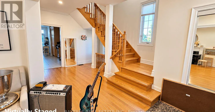 UPPER-257 Cocksfield Avenue, Toronto, ON, M3H 3T6 - 5
