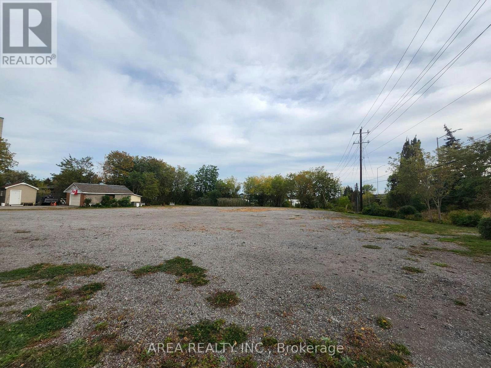 245-255 Bloor Street W, Oshawa, ON, L1J 1P5 - 8