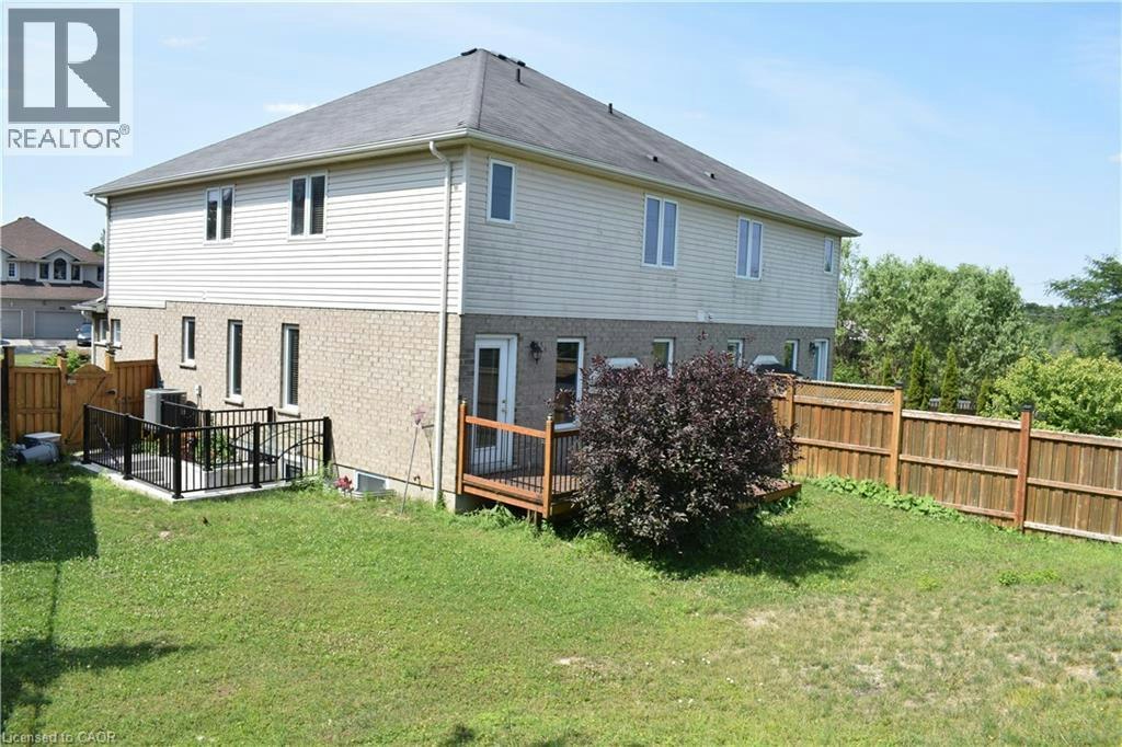 Upper-242 Buttercup Court, Waterloo, ON, N2V 2W8 - 31