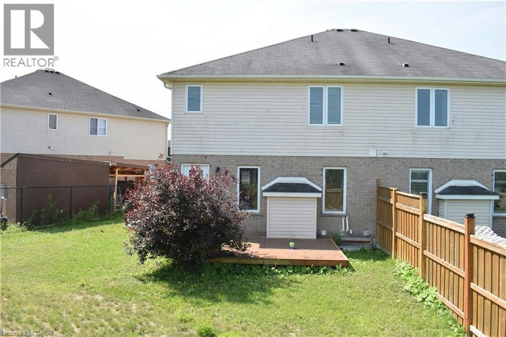 Upper-242 Buttercup Court, Waterloo, ON, N2V 2W8 - 30