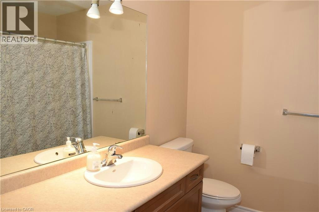 Upper-242 Buttercup Court, Waterloo, ON, N2V 2W8 - 27