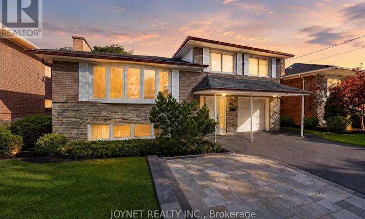 42 Brucedale Crescent