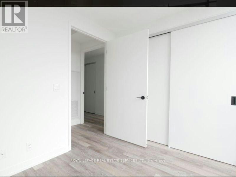 801-2118 Bloor Street W, Toronto, ON, M6S 0A6 - 6