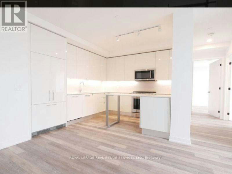 801-2118 Bloor Street W, Toronto, ON, M6S 0A6 - 2