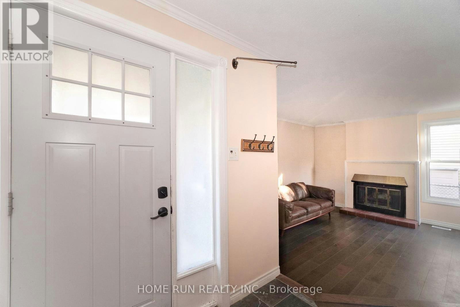 1484 Forest Valley Drive, Ottawa, ON, K1C 5P4 - 3