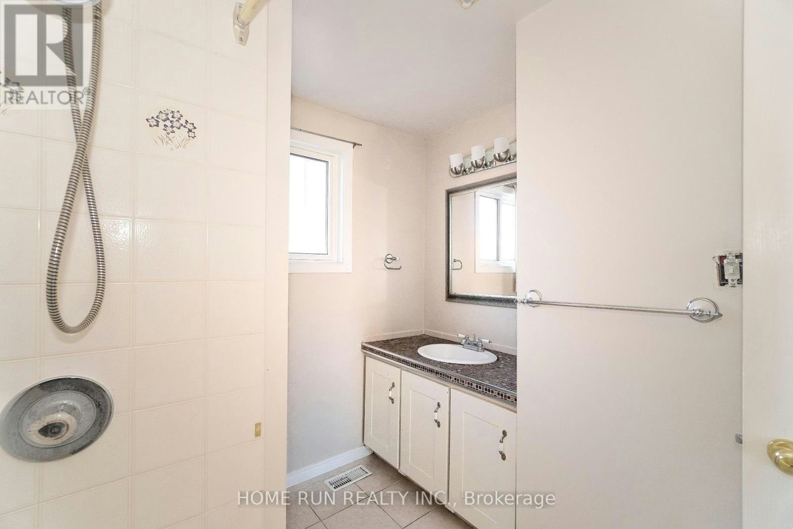 1484 Forest Valley Drive, Ottawa, ON, K1C 5P4 - 23