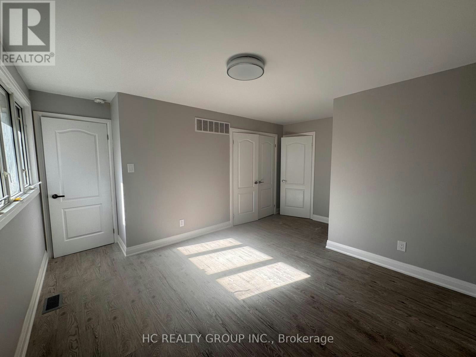 32 B King Richard Court, Markham, ON, L3P 1M1 - 3