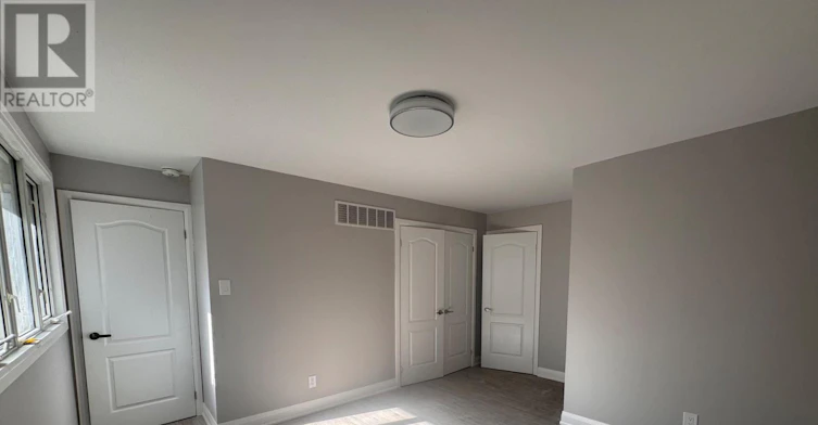 32 B King Richard Court, Markham, ON, L3P 1M1 - 3