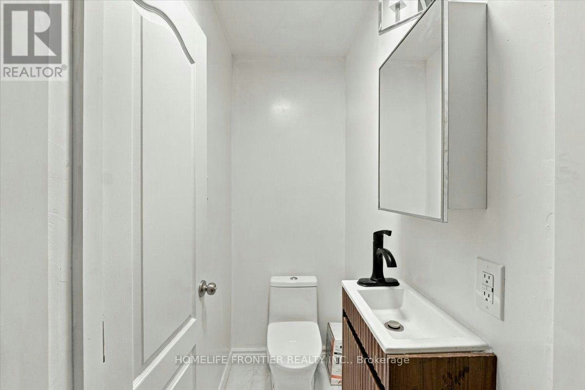 4-99 Regent Road, Toronto, ON, M3K 1H2 - 6