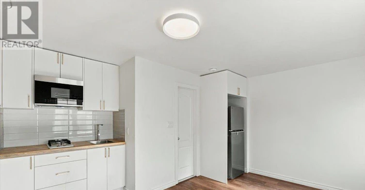 4-99 Regent Road, Toronto, ON, M3K 1H2 - 2