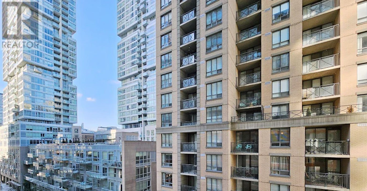 707-126 Simcoe Street, Toronto, ON, M5H 4E6 - 4