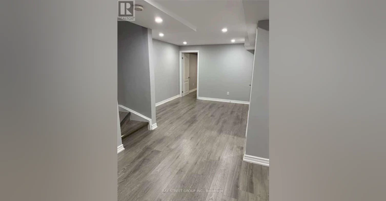 65 Venture Avenue, Richmond Hill, ON, L4S 2R5 - 12