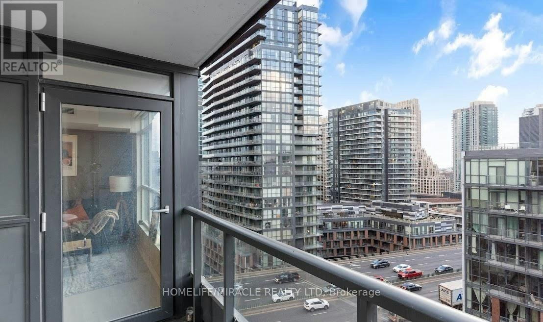 1612-80 Queens Wharf Road, Toronto, ON, M5V 0J3 - 15