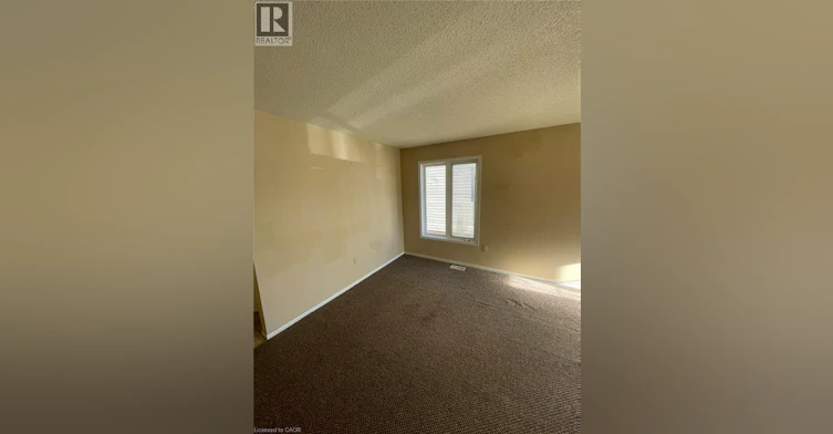 Upper-123 Elmira Road N, Guelph, ON, N1K 1Z1 - 7
