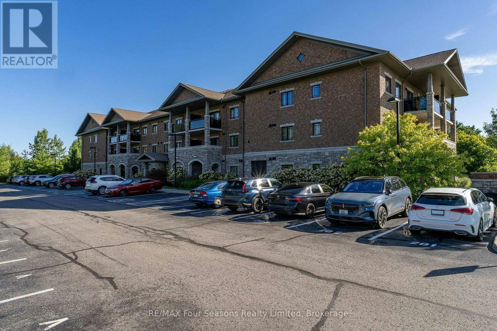 109-1 Chamberlain Crescent, Collingwood, ON, L9Y 0X7
