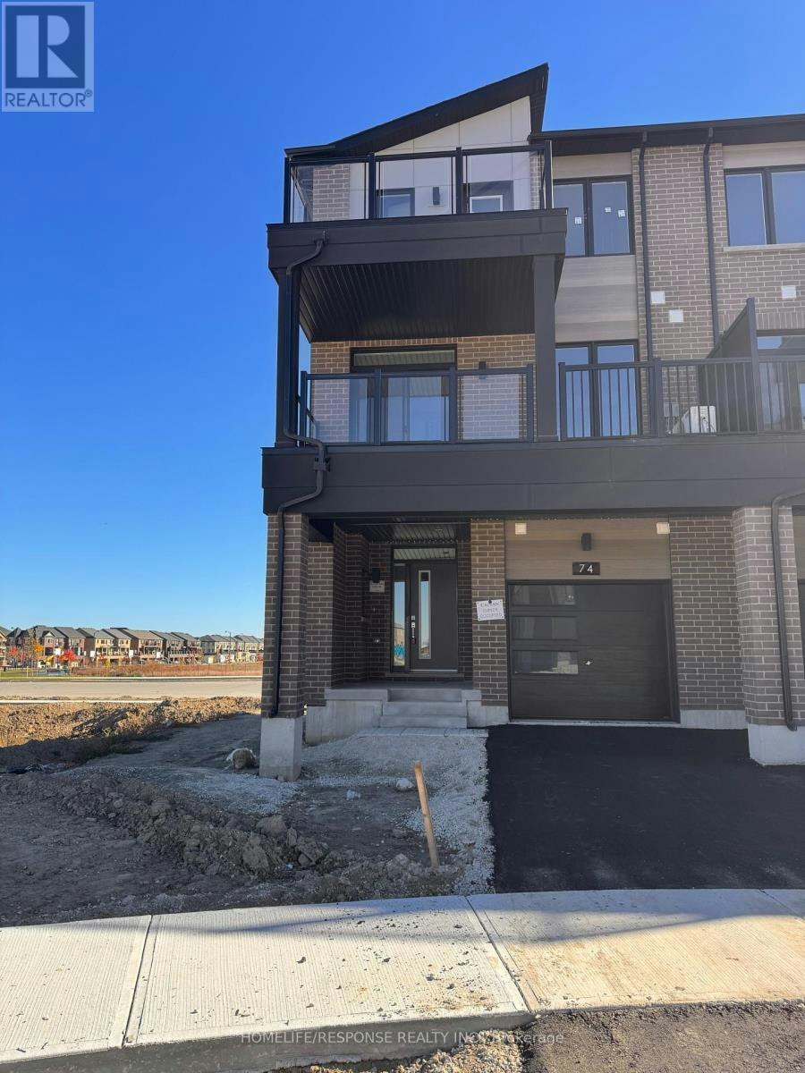 UPPER-74 Fieldfare Road, Brampton, ON, L7A 0B8