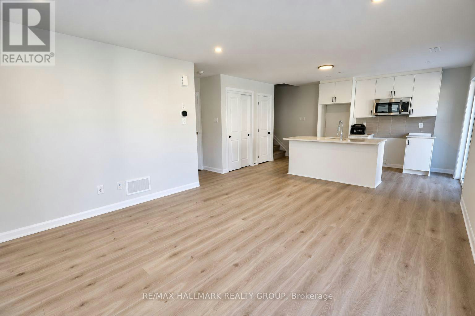 2-1001 Glenroy Gilbert Drive, Ottawa, ON, K2J 7N7 - 4