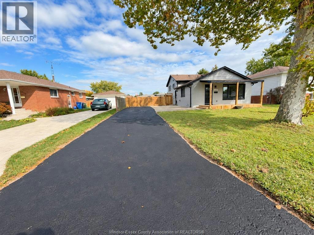 3112 Austen, Windsor, ON, N8T 1Z5