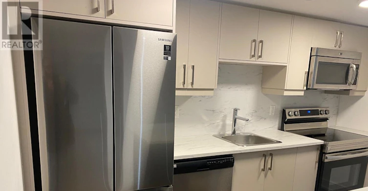 BSMT-32 Billingham Road, Toronto, ON, M9B 3X1 - 7