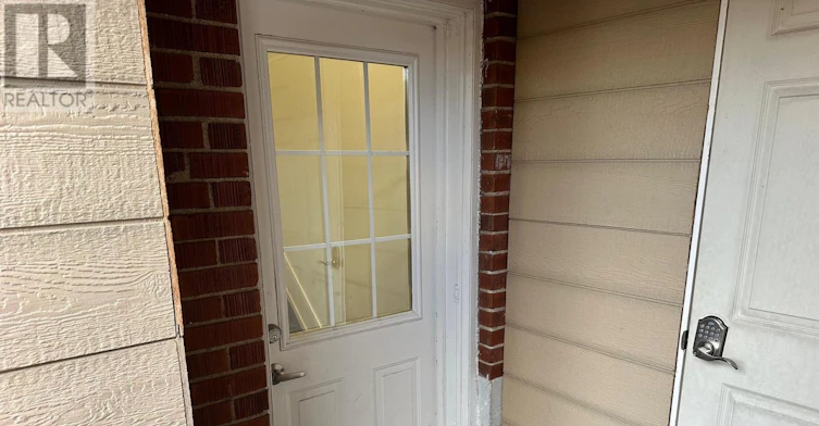 BSMT-32 Billingham Road, Toronto, ON, M9B 3X1 - 3