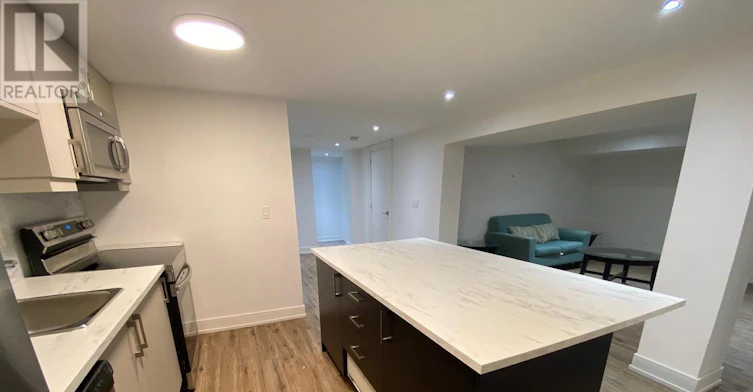 BSMT-32 Billingham Road, Toronto, ON, M9B 3X1 - 8