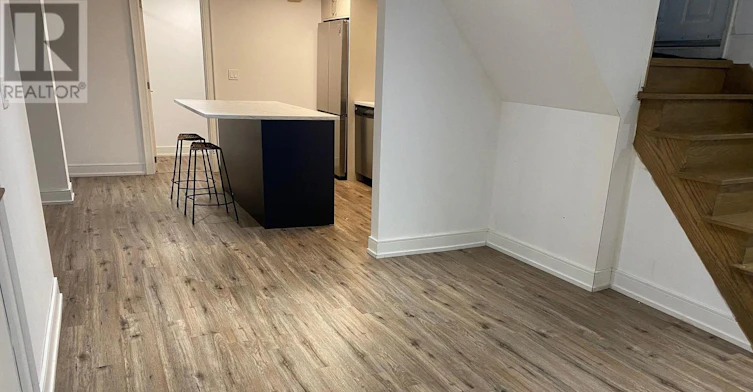 BSMT-32 Billingham Road, Toronto, ON, M9B 3X1 - 4