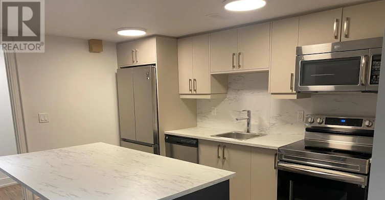 BSMT-32 Billingham Road, Toronto, ON, M9B 3X1 - 5