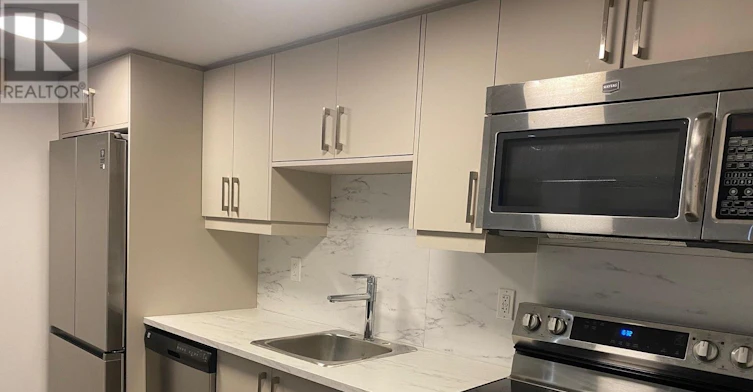 BSMT-32 Billingham Road, Toronto, ON, M9B 3X1 - 6