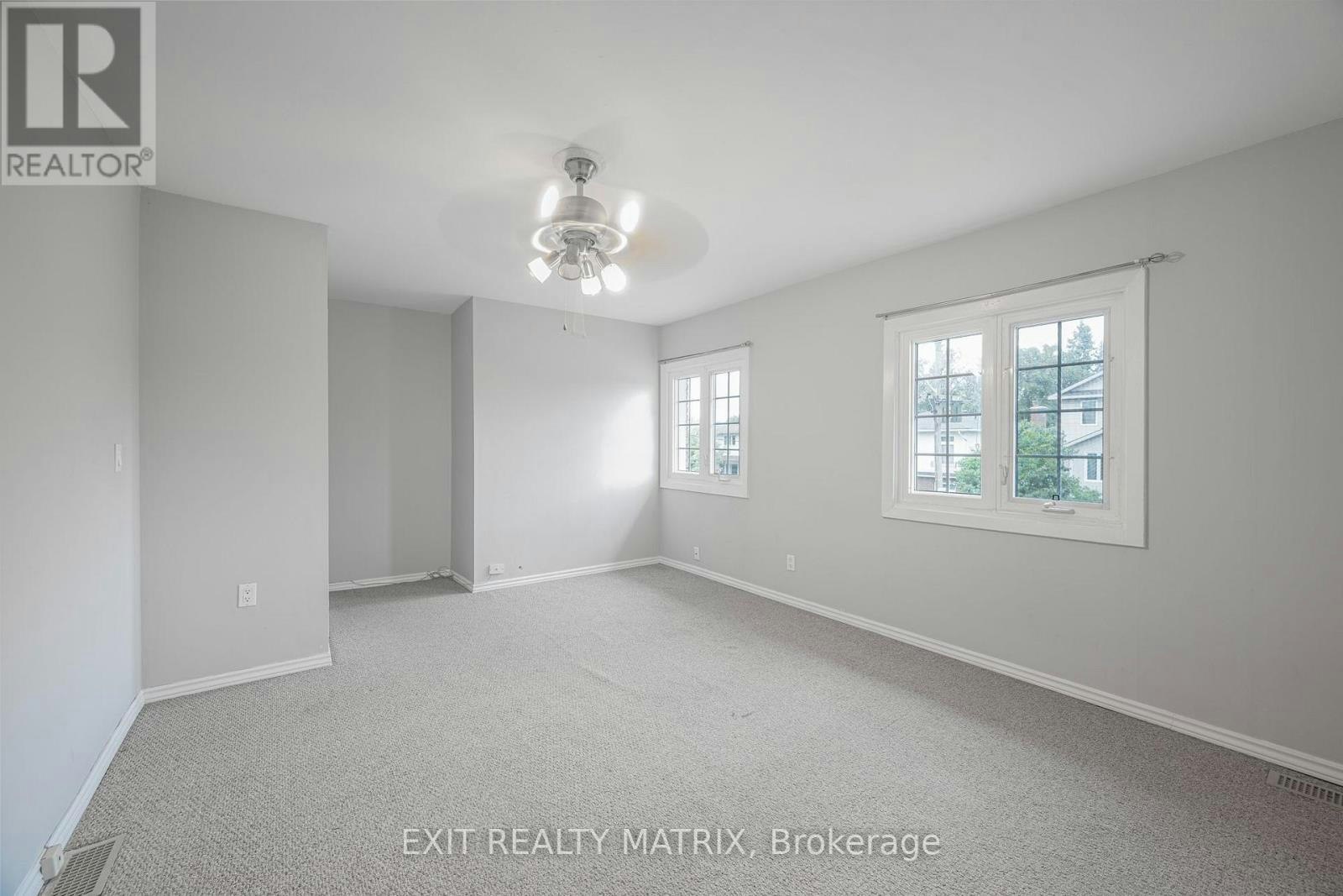 2-1384 Chatelain Avenue, Ottawa, ON, K1Z 8A8 - 10