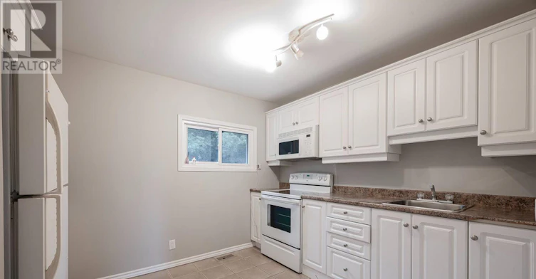 2-1384 Chatelain Avenue, Ottawa, ON, K1Z 8A8 - 6