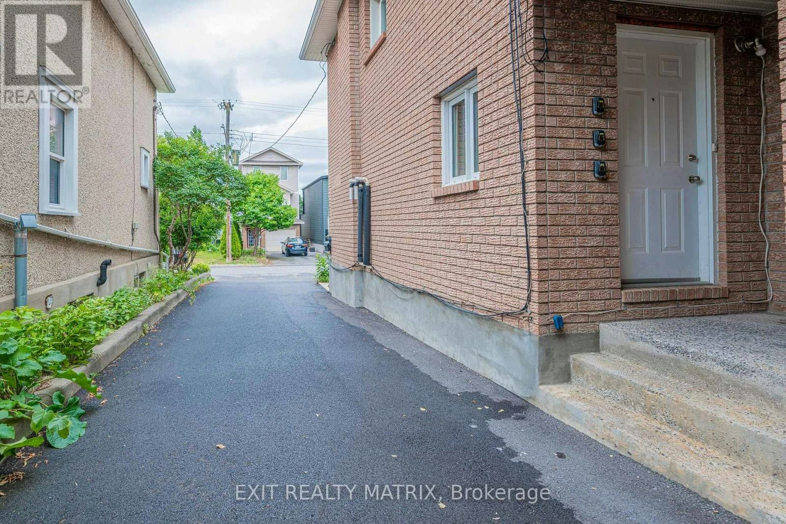 2-1384 Chatelain Avenue, Ottawa, ON, K1Z 8A8 - 3