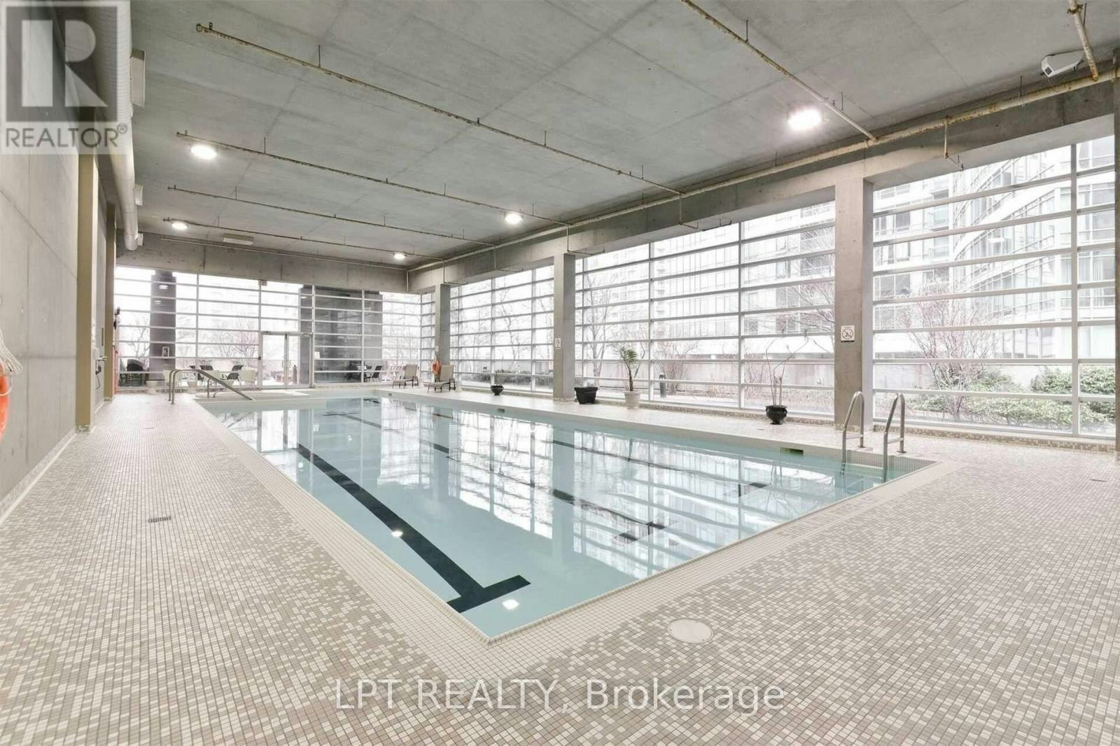 1002-81 Navy Wharf Court, Toronto, ON, M5V 3S2 - 21