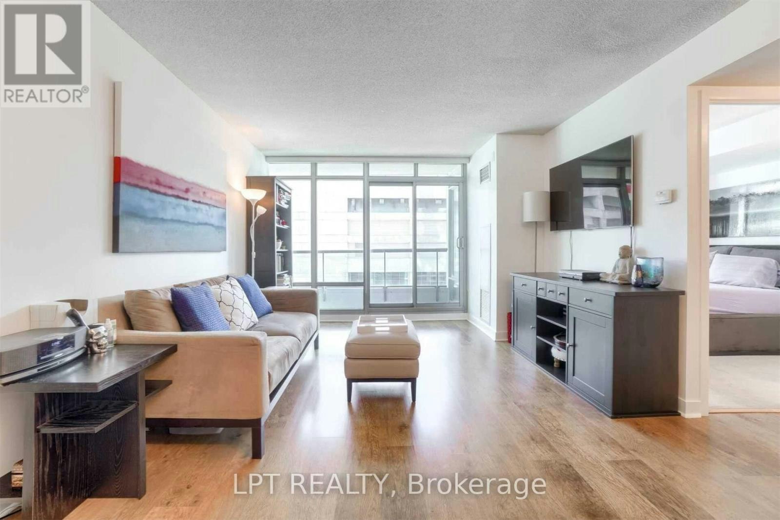1002-81 Navy Wharf Court, Toronto, ON, M5V 3S2 - 7