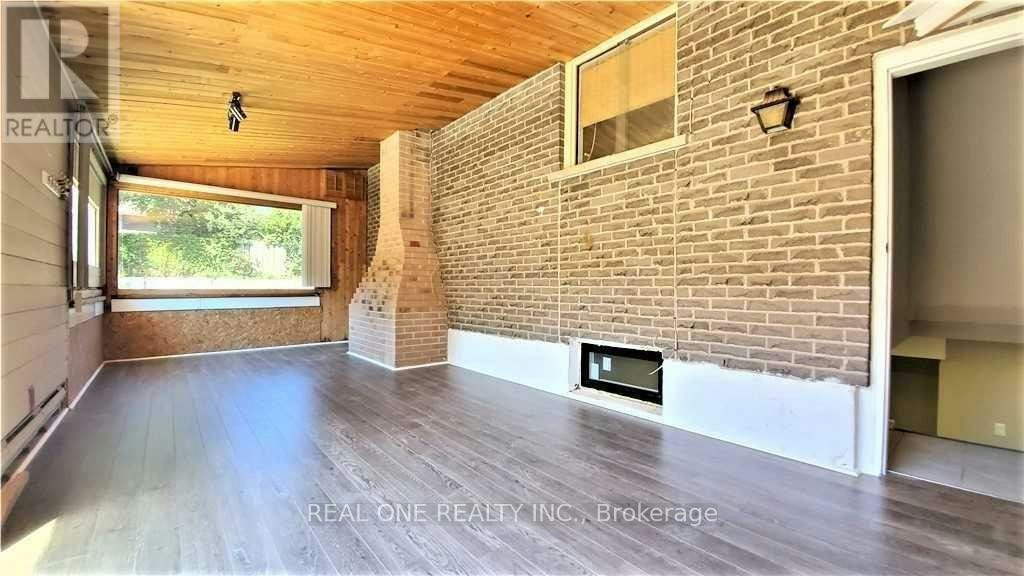 LOWER-133 Mccraney Street, Oakville, ON, L6H 1H5