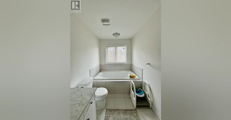 10 Buttonbush Lane, Richmond Hill, ON, L4E 0E4 - 6