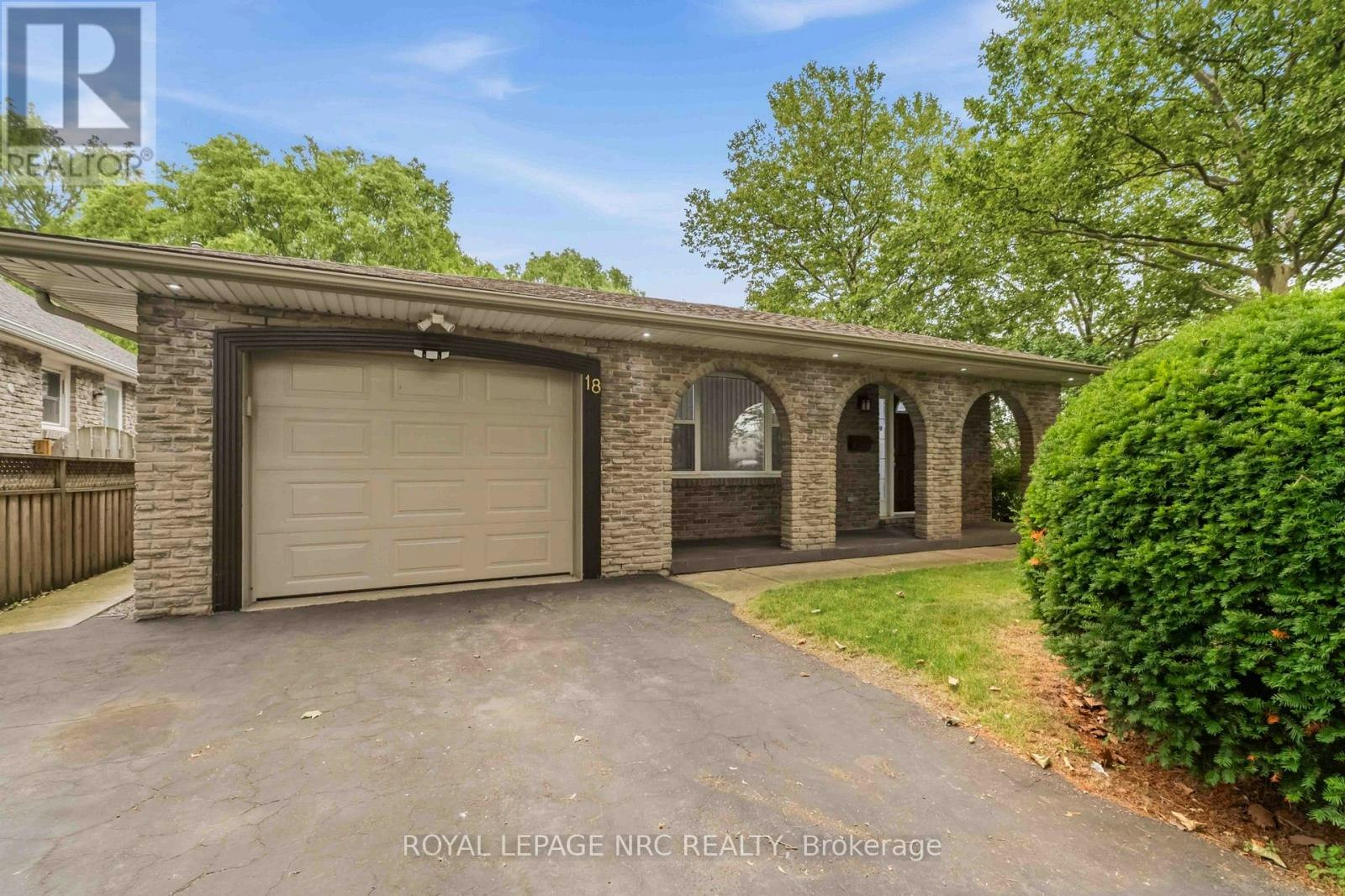 18 October Drive, St. Catharines, ON, L2N 6T2