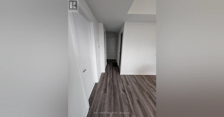 809-15 Ellerslie Avenue, Toronto, ON, M2N 0E7